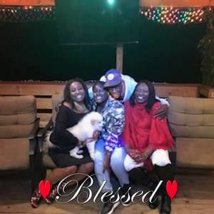 Meet your Posher, Nicole